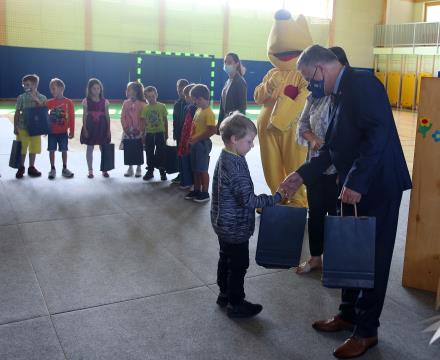 SPREJEM PRVOŠOLČKOV RAKEK 15 FOTO LJUBO VUKELIČ